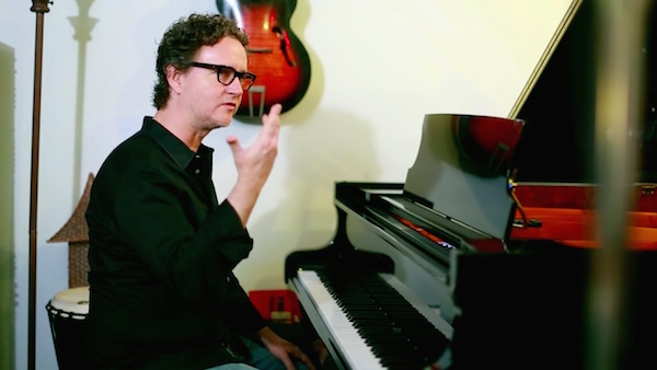 20160104_waves_greg-wells-pianocentric_greg3