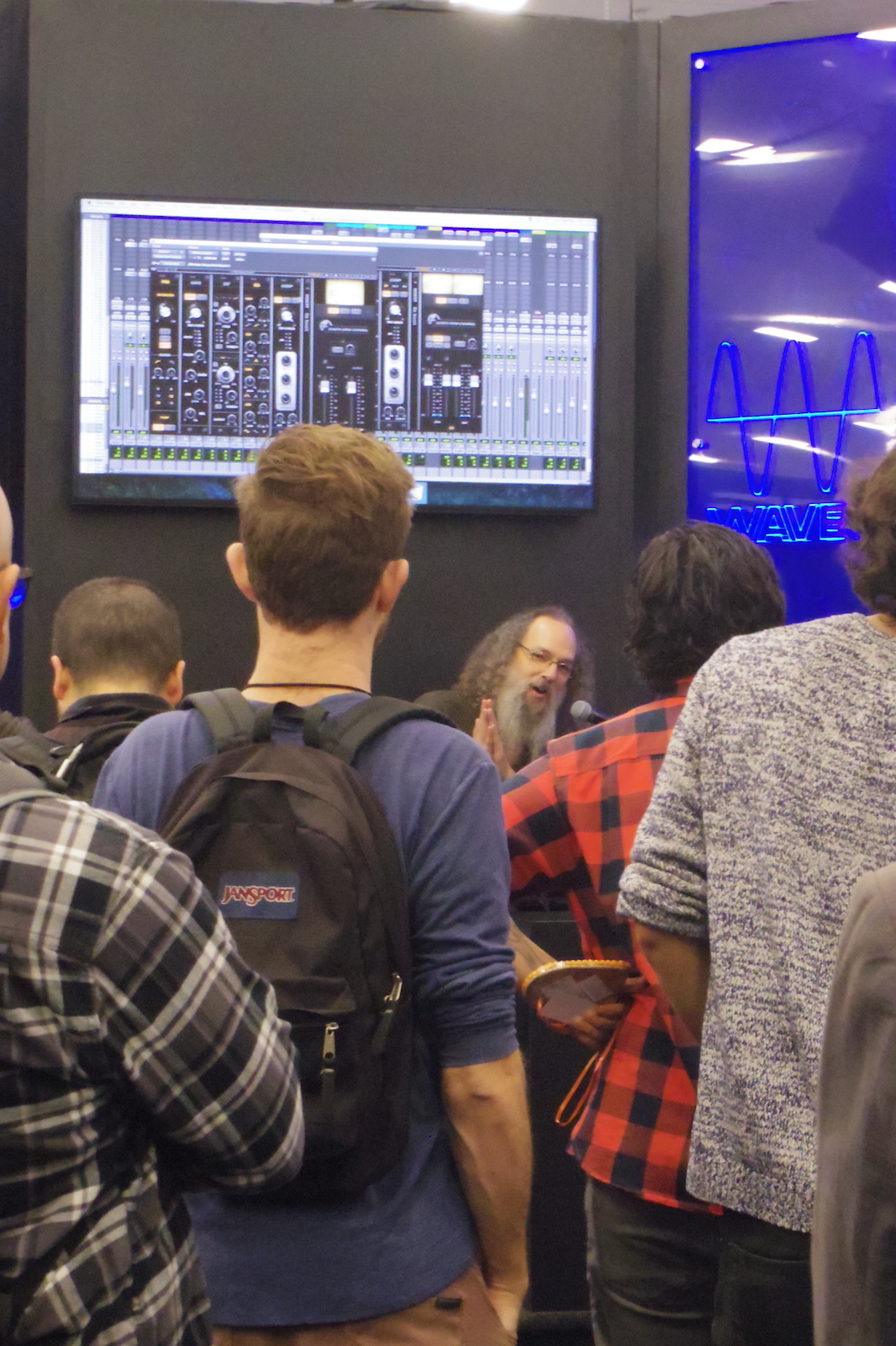[NAMM2018] Wavesブースでは新作Scheps Omni ChannelとPRS Amp simulatorをデモ展開！